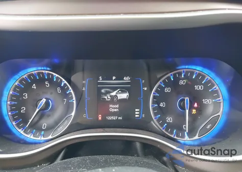 2018 Chrysler Pacifica Touring L из США, поврежденный, VIN 2C4RC1BG2JR128875